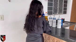 E maron disfruta di un parto