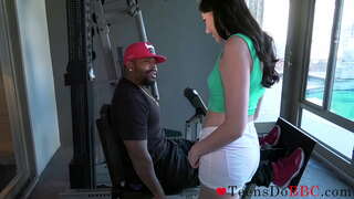 Dospívající Neteř, Strýc Šuká BBC