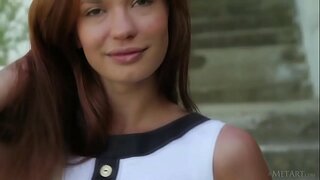 Nádherné Evropské teen Carolizi blbnout venkovní